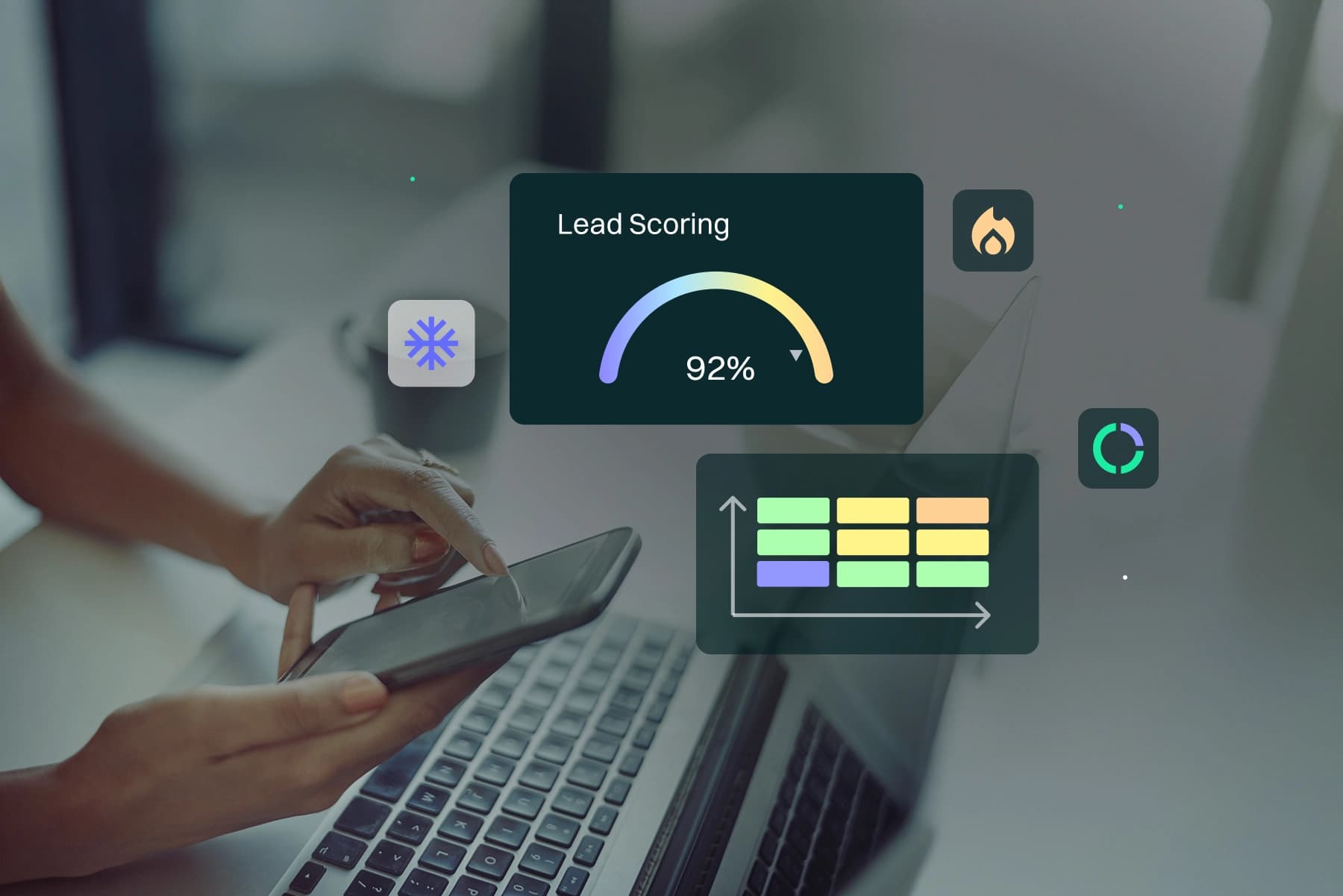 Persona usando un smartphone, con gráficos digitales de lead scoring, análisis y puntuación de leads- superpuestos en la imagen.