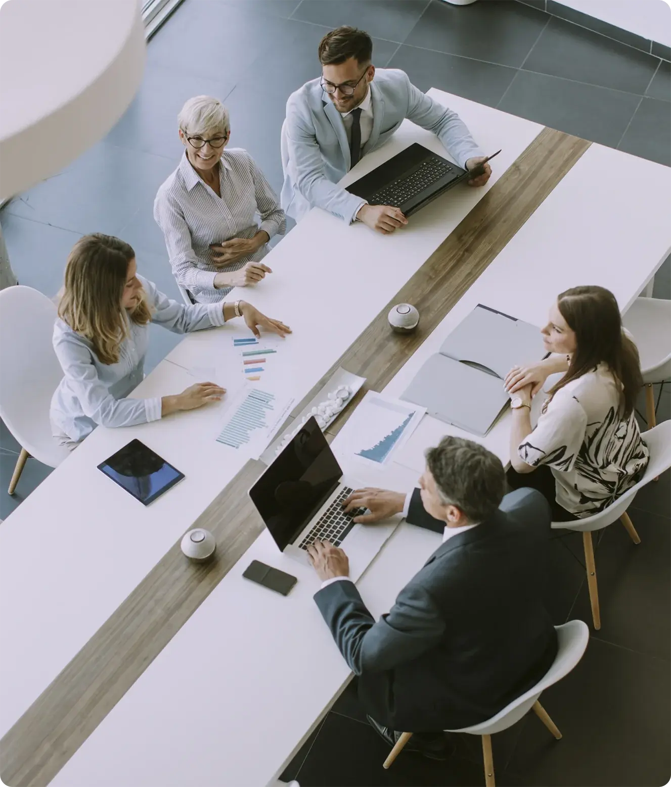 <p>¿<em>Quiénes</em> somos?</p>